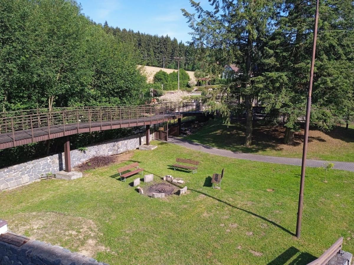 Hotel Forestyma Hodonín Exteriör bild