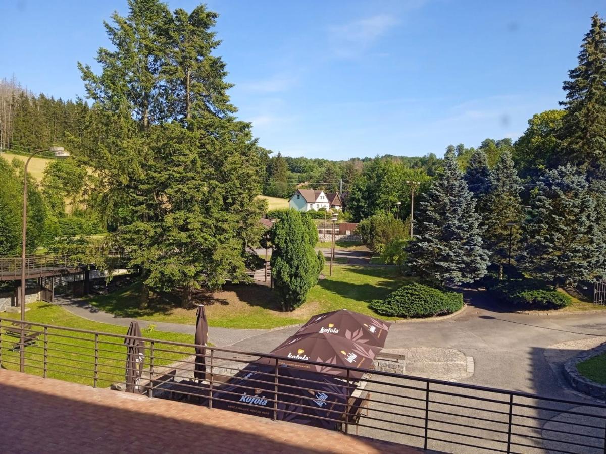 Hotel Forestyma Hodonín Exteriör bild