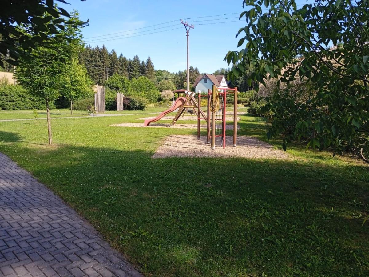 Hotel Forestyma Hodonín Exteriör bild